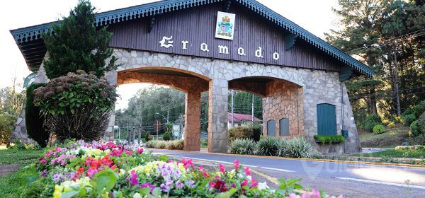 + 9 Atrações: City Tour Gramado e Canela