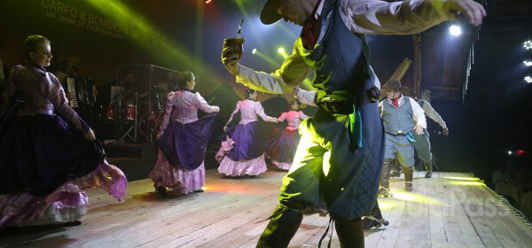 Almoço Gaúcho no Garfo & Bombacha + Show Típico