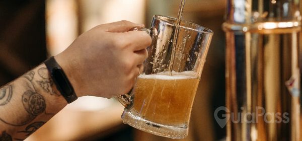 Cervejaria Farol + Degustação 6 Tipos + Petiscos